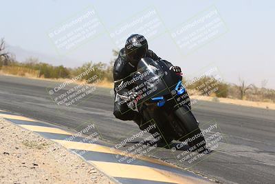 media/Mar-28-2022-Superbike Trackdays (Mon) [[b8603d0f67]]/Open Track Time/Turn 3 Inside/